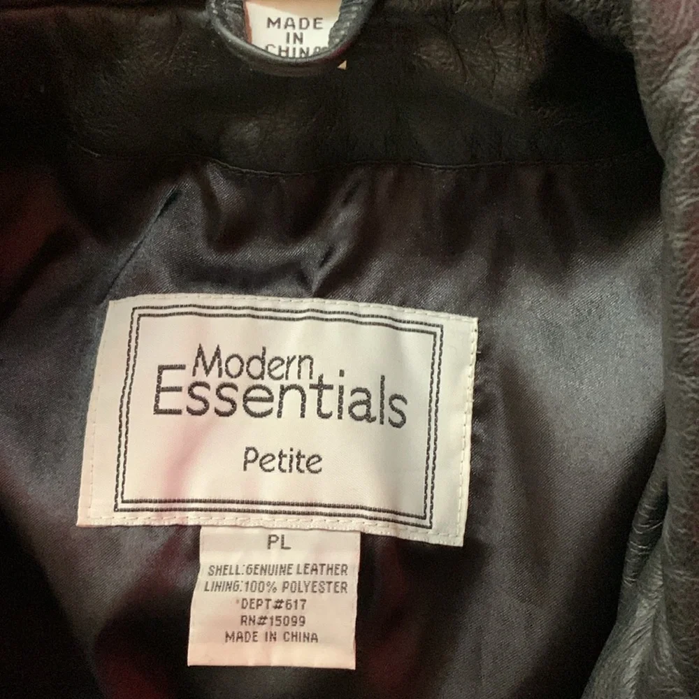 Leather Jacket - Picture 4 of 5